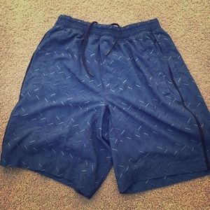 Lululemon Pace Breaker Shorts sz M